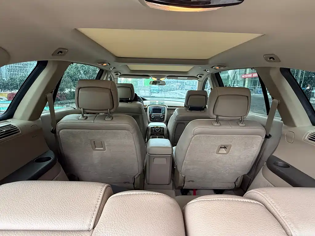 Mercedes-Benz R 2011 R 300 L Luxury