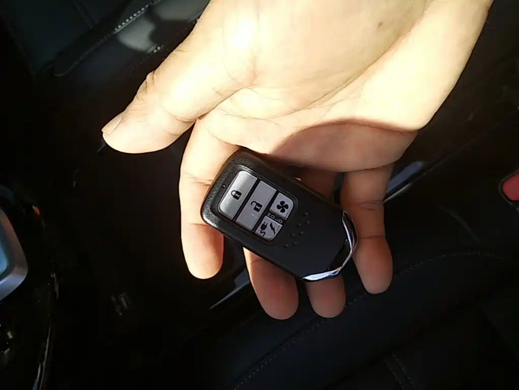 Honda CR-V PHEV — миниатюра 9