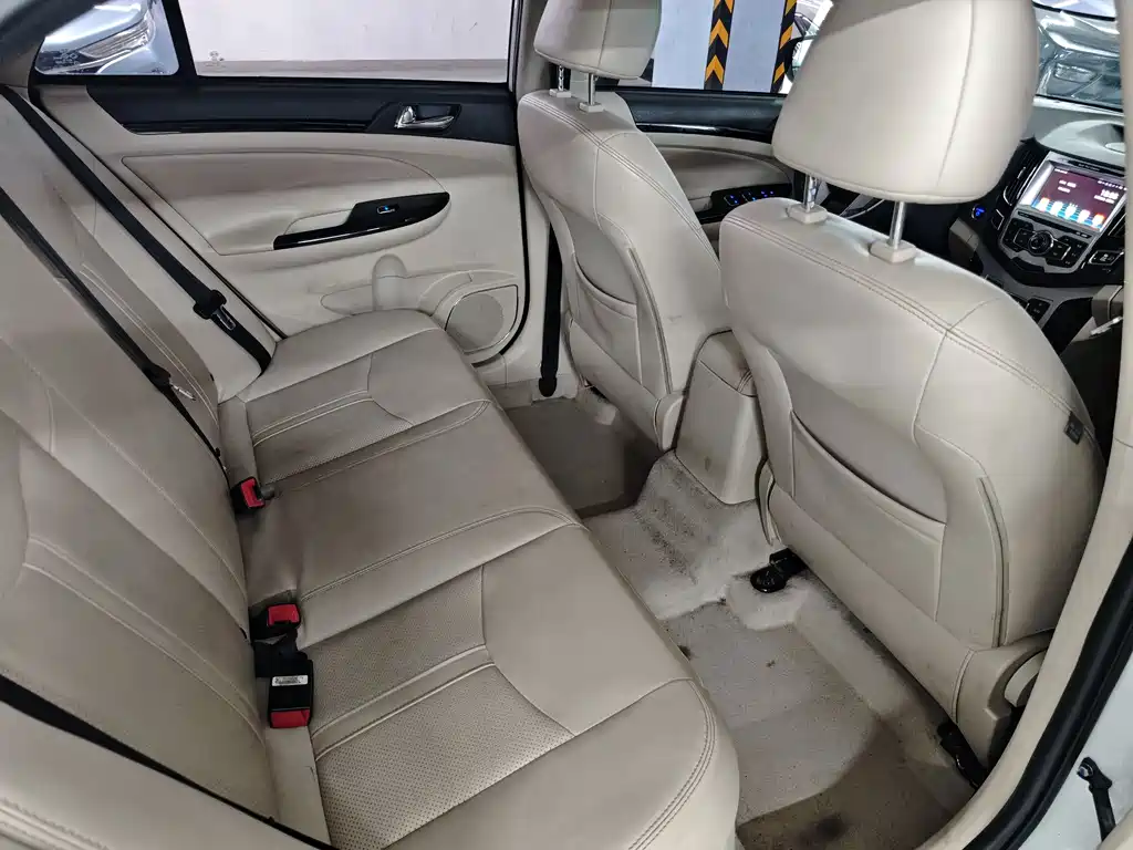 BYD e5 — миниатюра 9