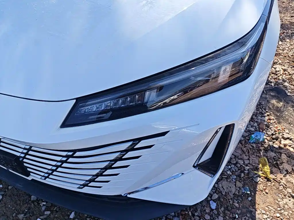 Changan Eado PHEV — миниатюра 24