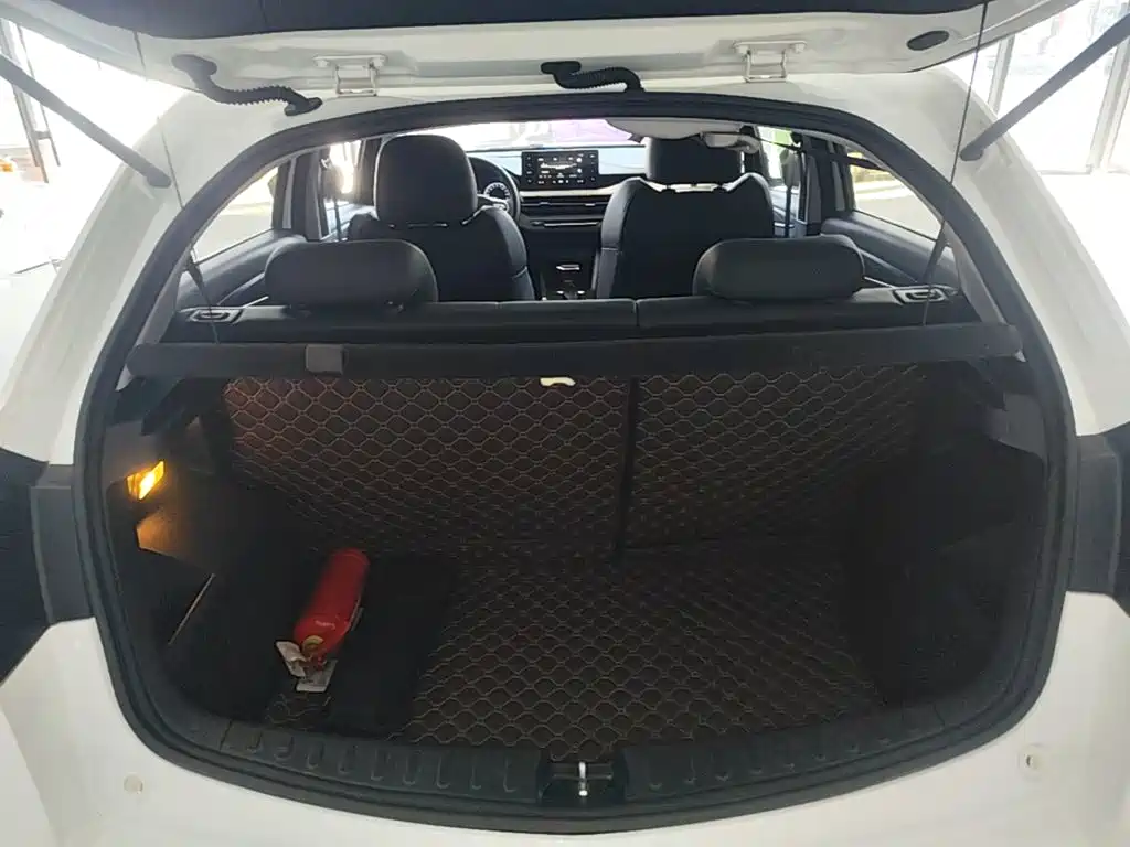 Geely Vision X3 — миниатюра 19