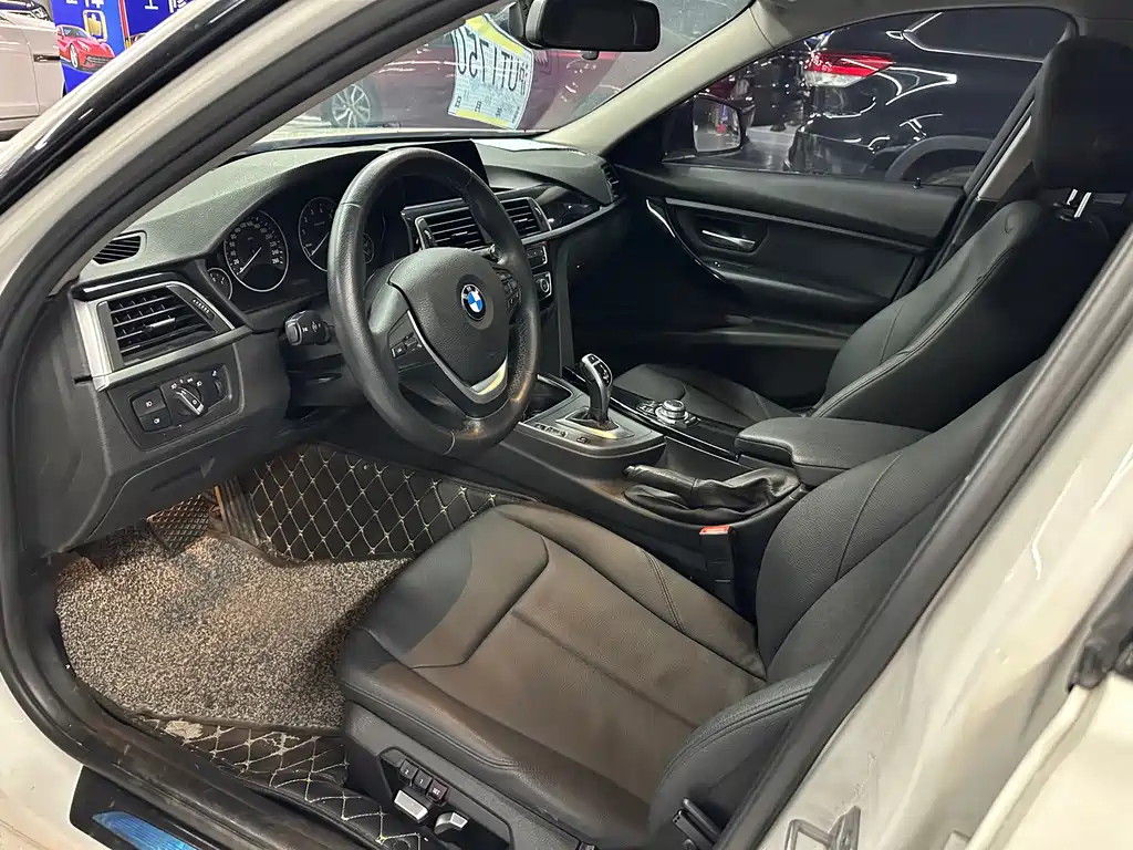 BMW 3 Series — миниатюра 8