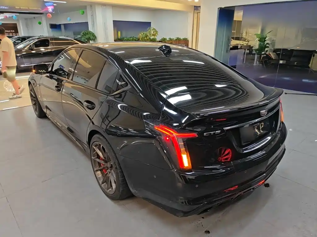 Cadillac CT5 2022 28T