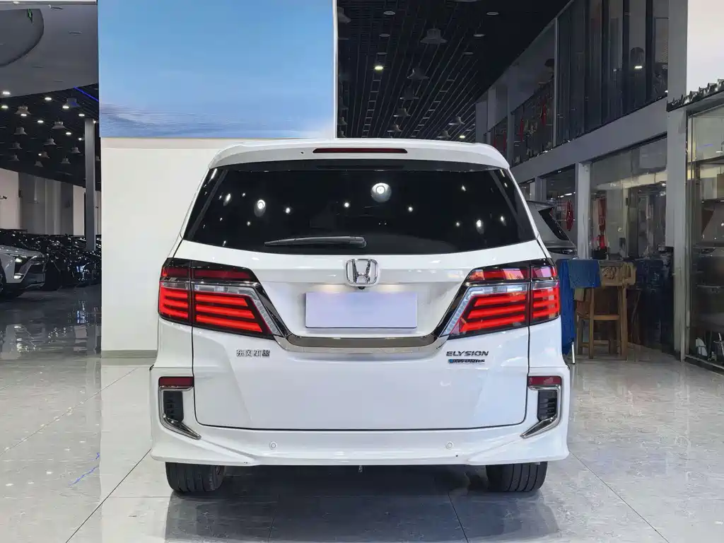 Honda Elysion — миниатюра 8