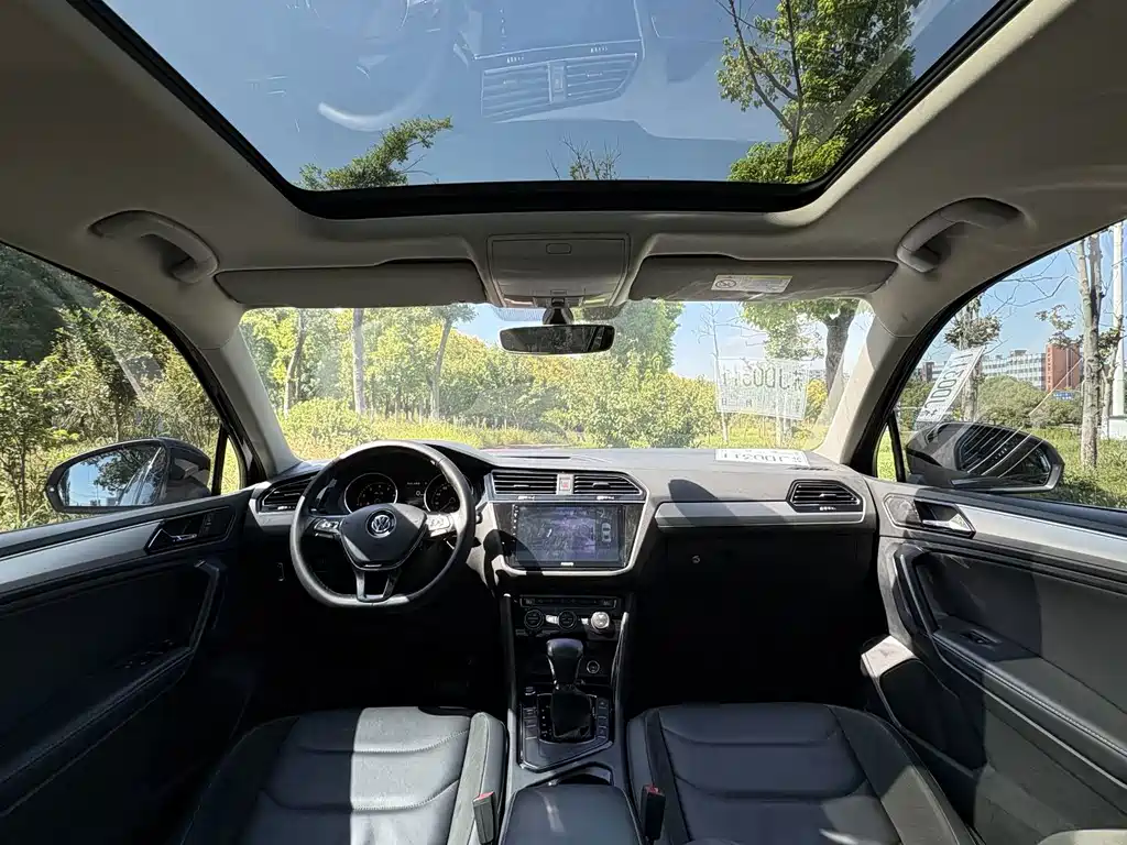 Volkswagen Tiguan L — миниатюра 15
