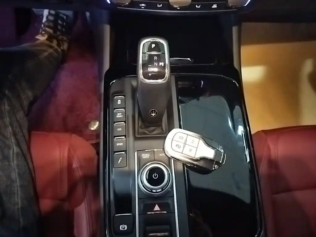 Maserati Levante — миниатюра 14