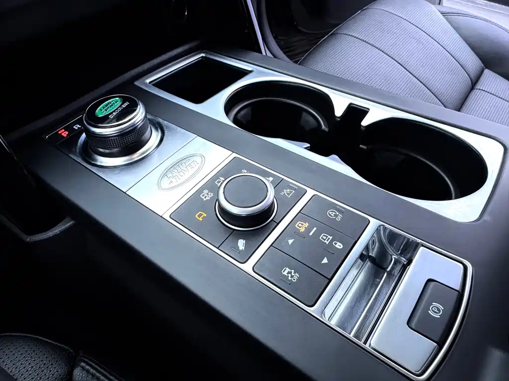 Land Rover Discovery — миниатюра 25