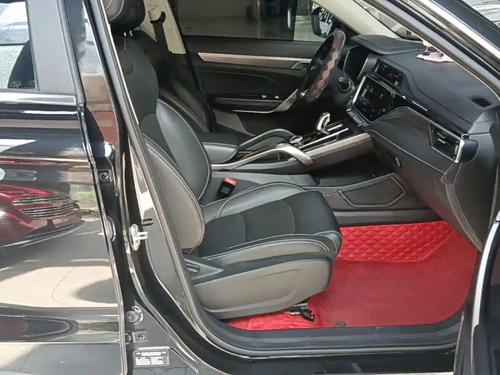 Geely Boyue — миниатюра 25