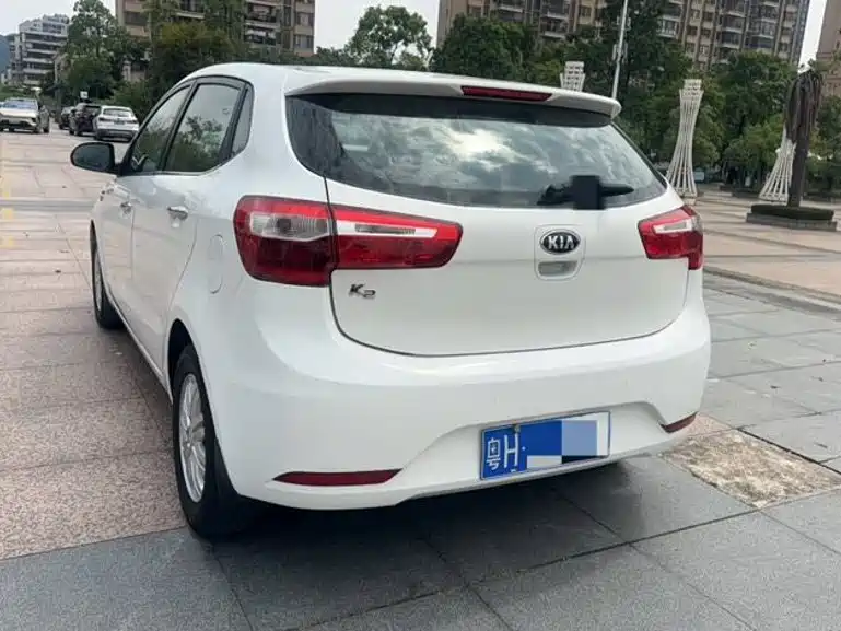 Kia K2 — миниатюра 5