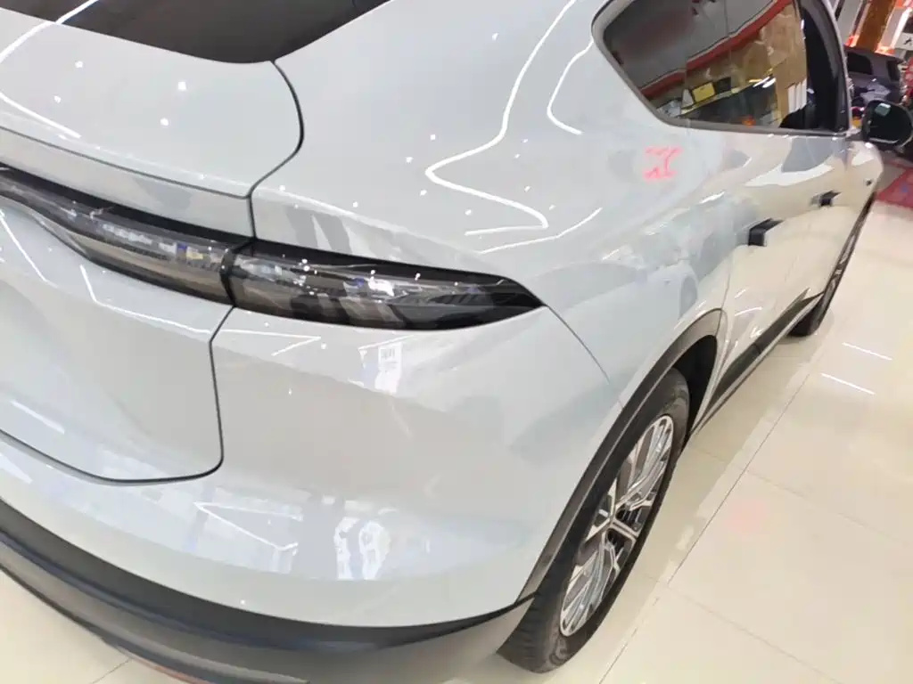 NIO EC6 — миниатюра 8