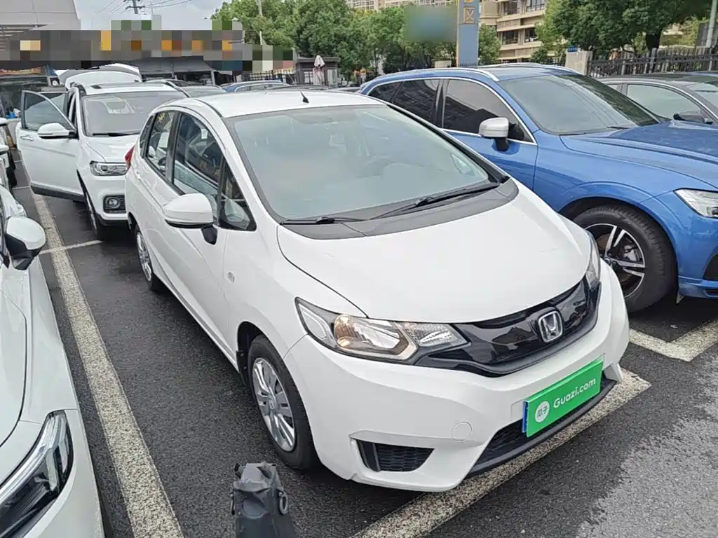 Honda Fit — миниатюра 4