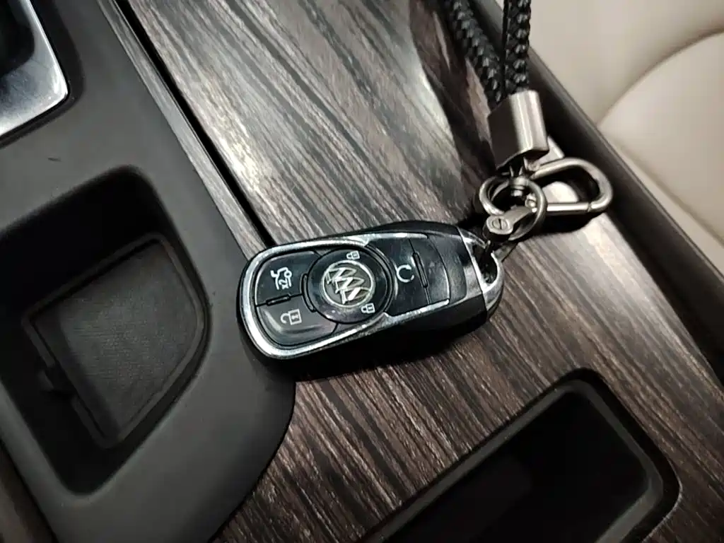 Buick LaCrosse — миниатюра 9