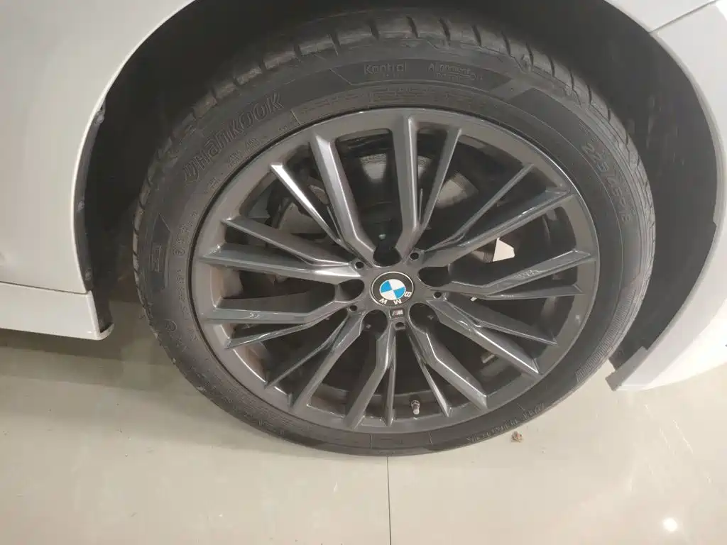 BMW 3 Series — миниатюра 10