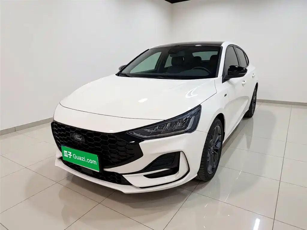 Ford Focus 2023