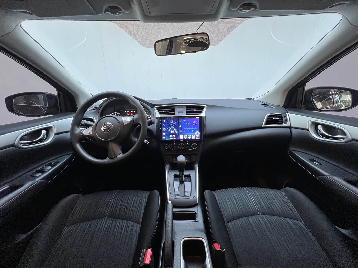 Nissan Sylphy 1.6 л 2024 г. Чёрный, пробег 44000 км