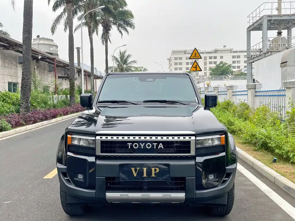 Toyota Land Cruiser Prado 2024 2.4T TX 5 мест