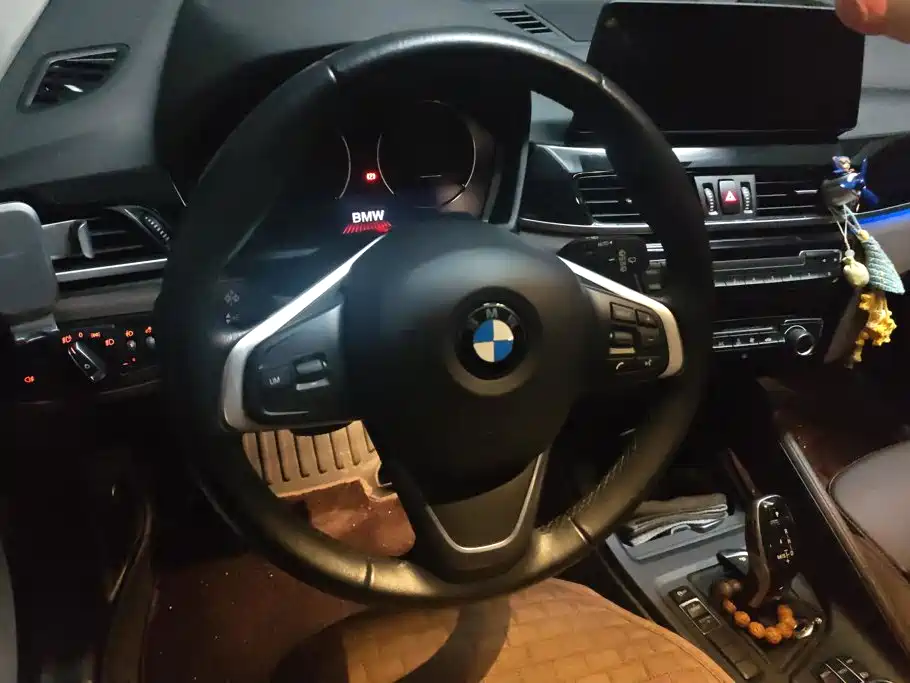 BMW X1 — миниатюра 15