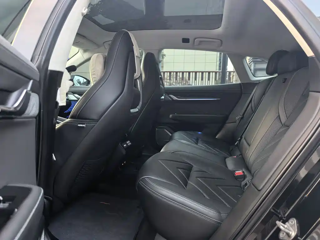 ZEEKR EXTREME KRYPTON 001