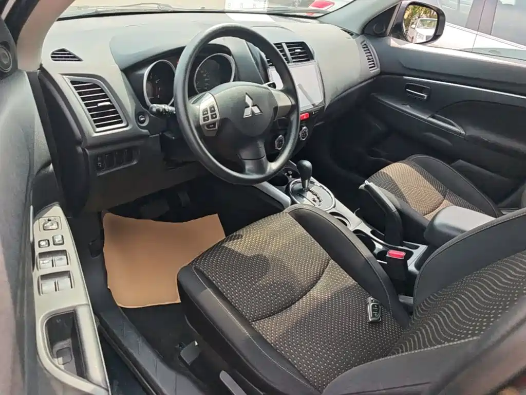 Mitsubishi ASX — миниатюра 16
