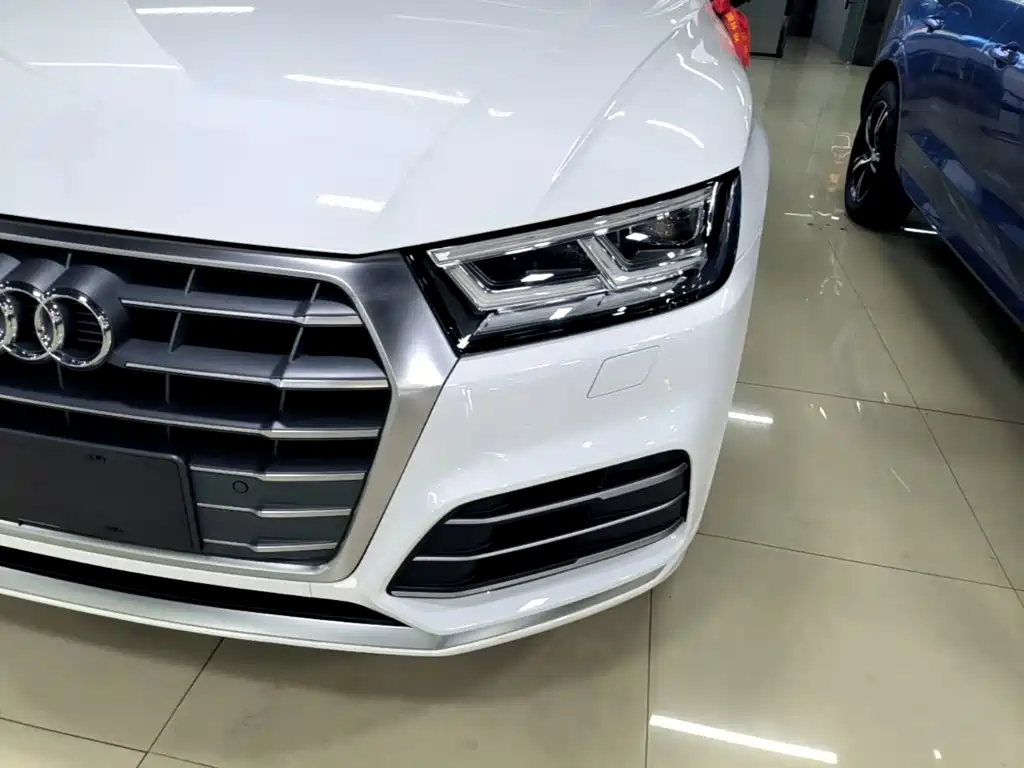 Audi Q5L — миниатюра 24