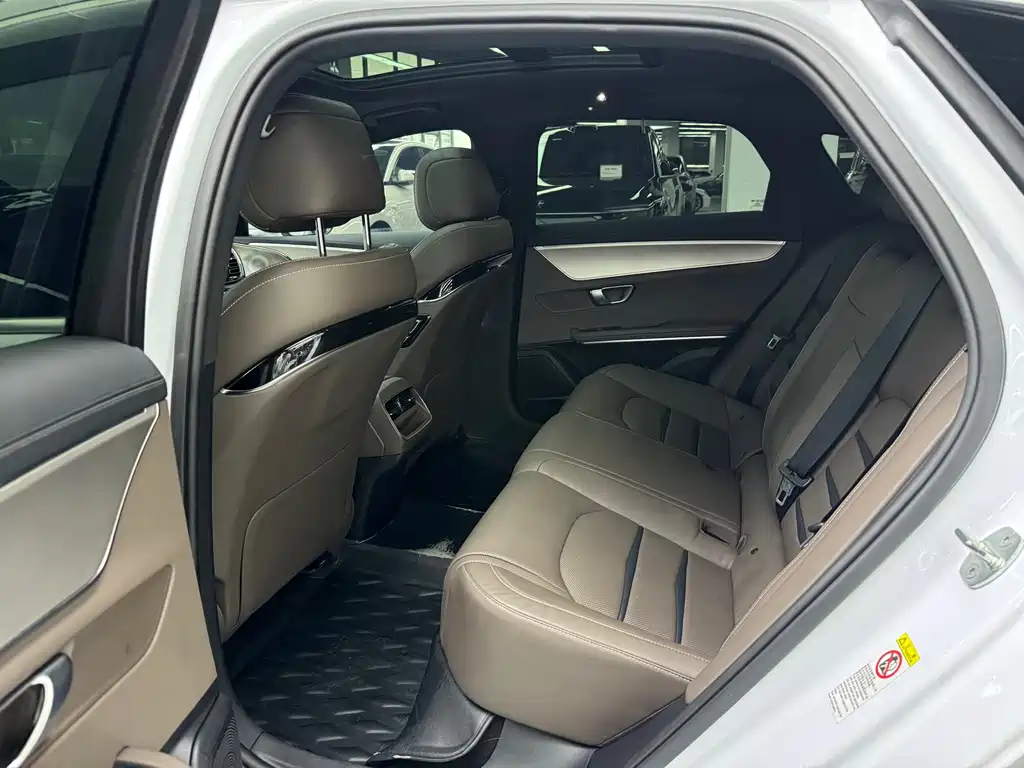BYD Han — миниатюра 10