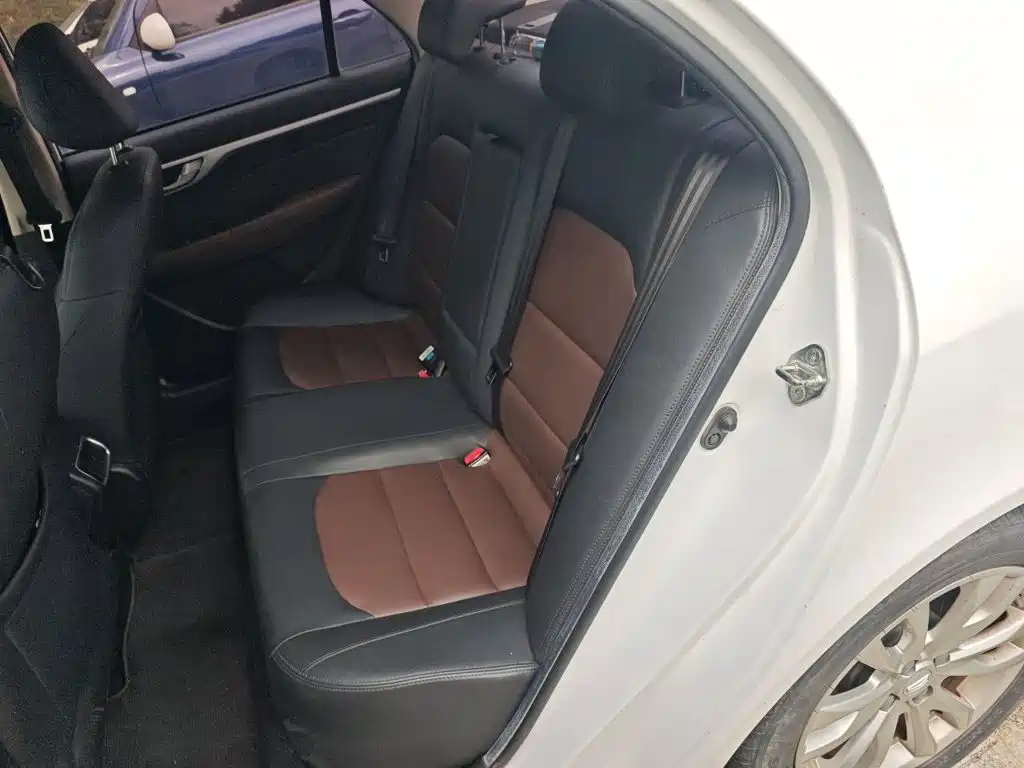 Geely Vision — миниатюра 13
