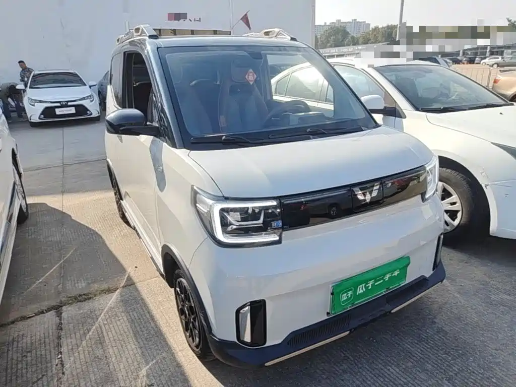 Wuling MINIEV — миниатюра 4