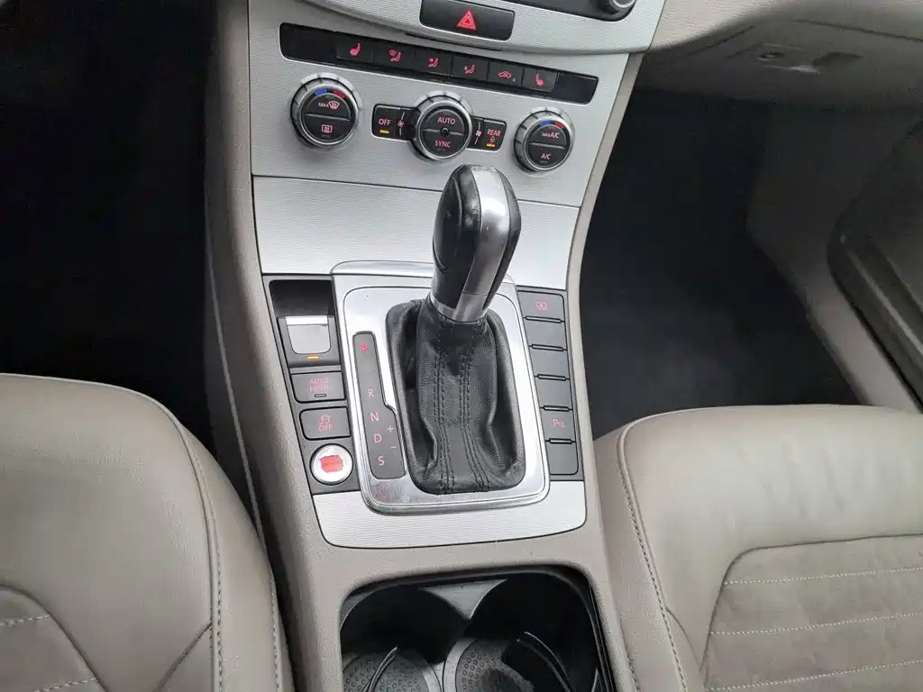 Volkswagen Magotan — миниатюра 13