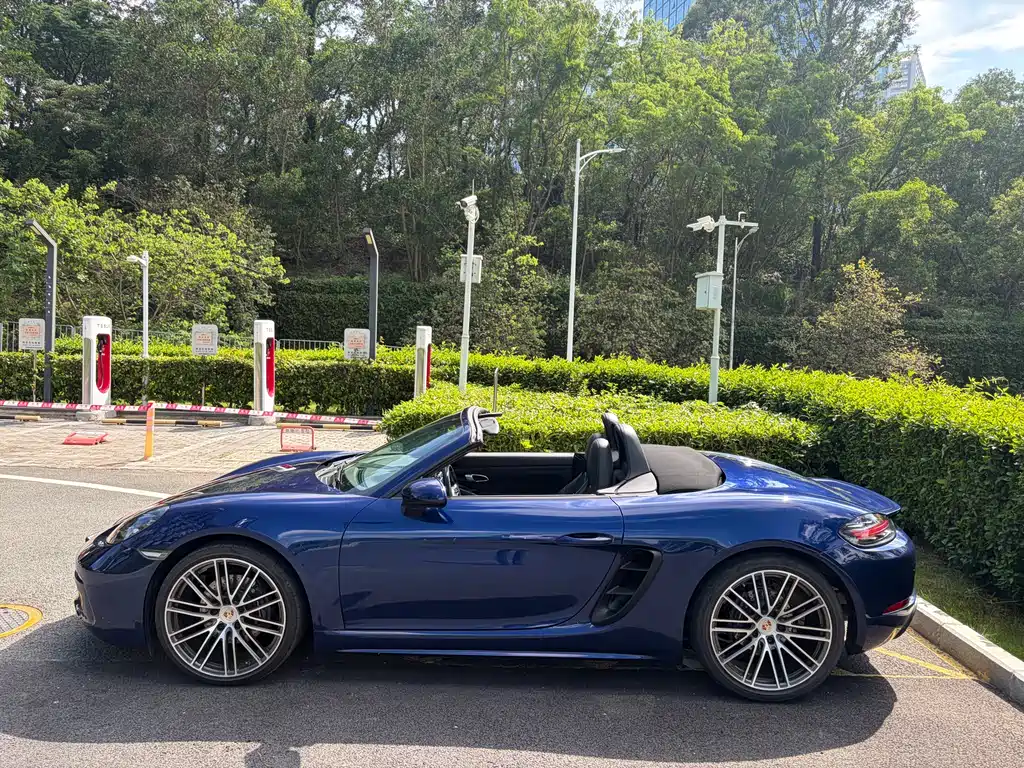 Porsche 718 2022 Boxster 2.0T