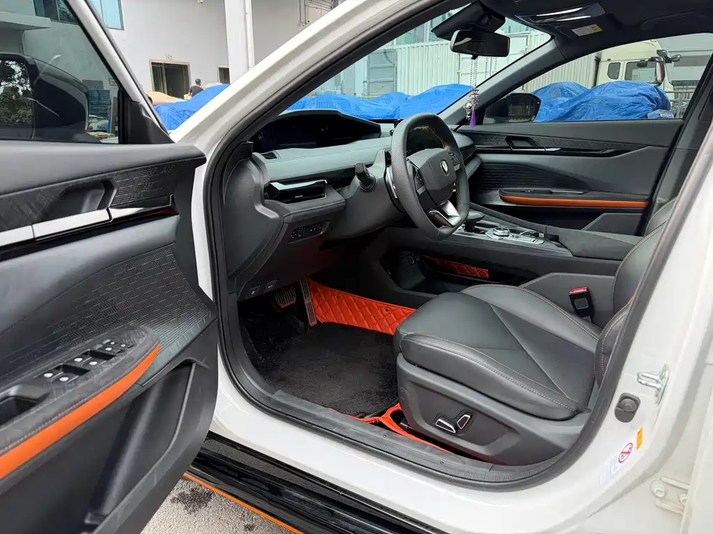 Changan UNI-V 2022 1.5T Sport