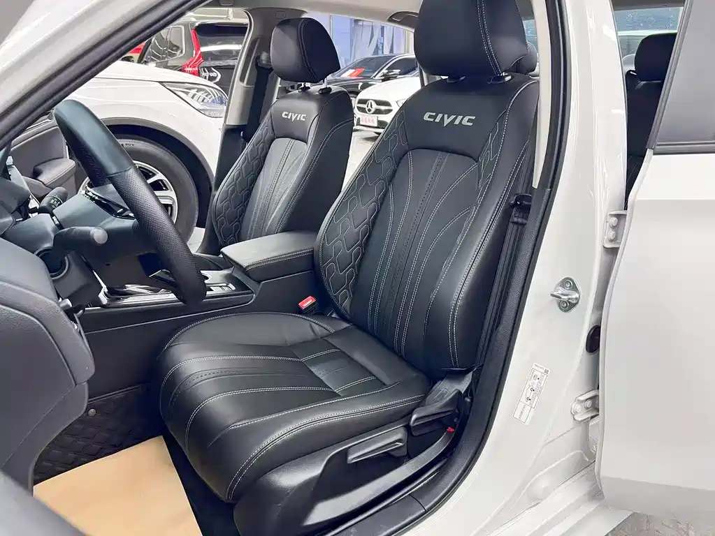 Honda Civic — миниатюра 13