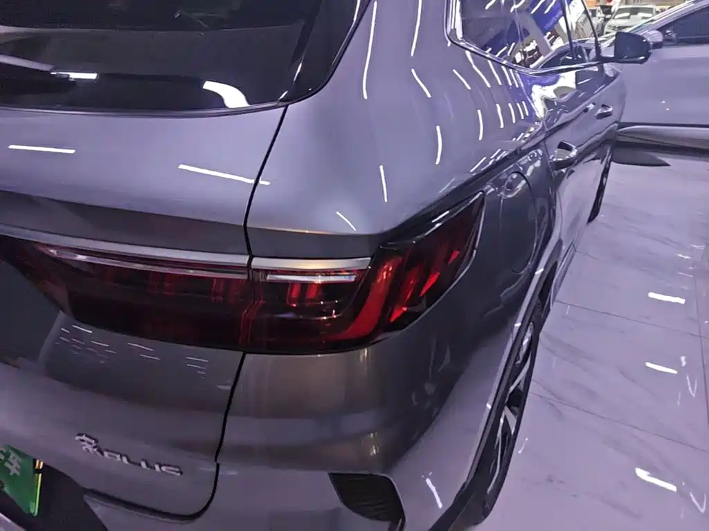 BYD PLUS New Energy — миниатюра 8