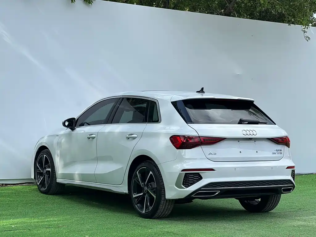 Audi A3 2022 Sportback 35 TFSI Fashion Sport