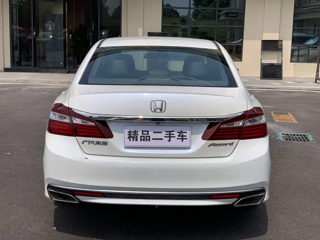 Honda Accord — миниатюра 5
