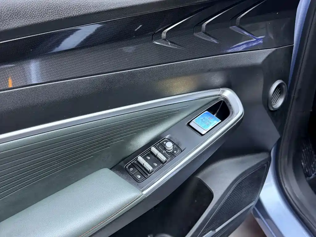 Geely Boyue — миниатюра 8