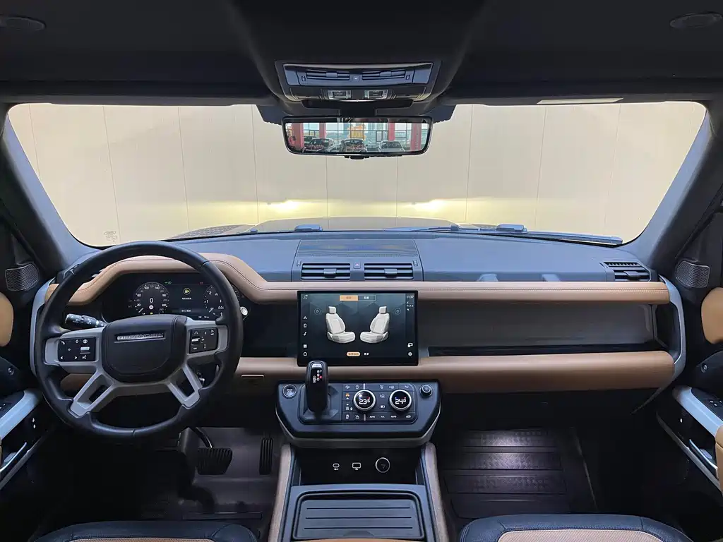 Land Rover Defender — миниатюра 5