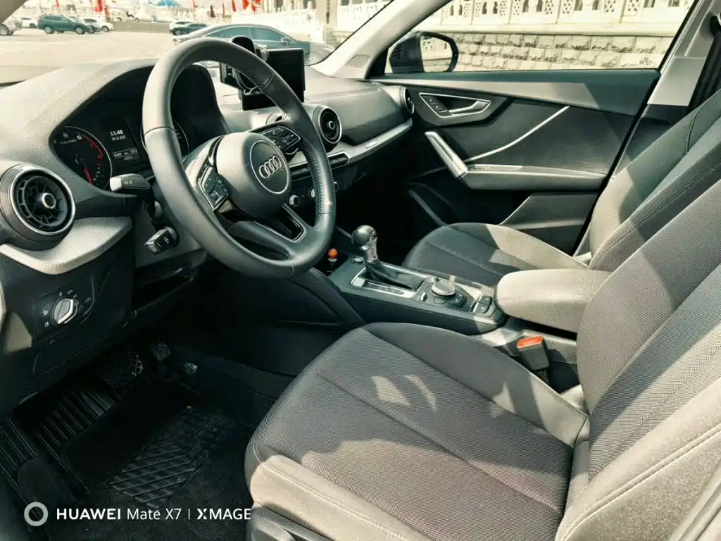 Audi Q2L — миниатюра 4