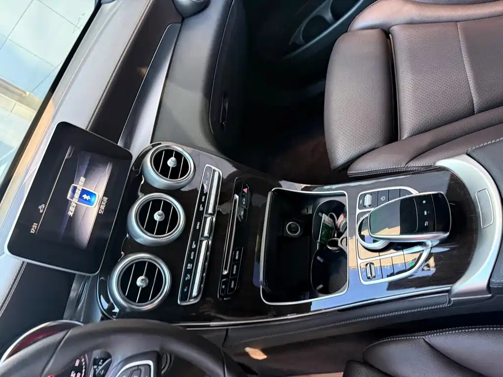 Mercedes-Benz GLC — миниатюра 26