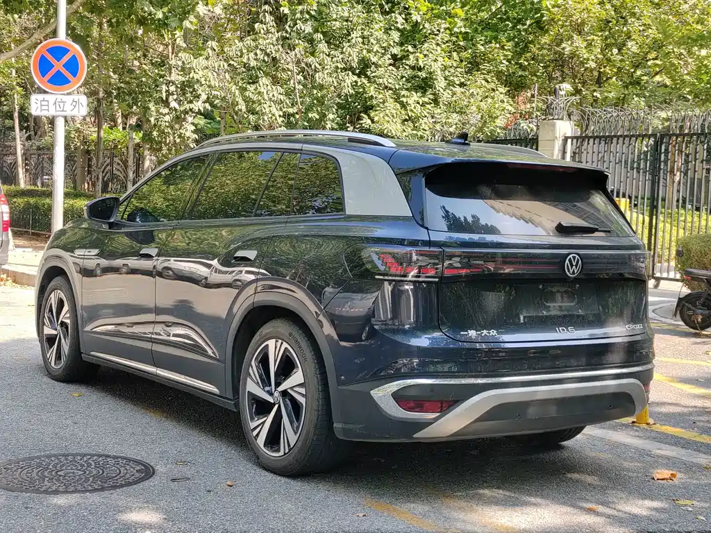 Volkswagen ID.6 Crozz — миниатюра 9