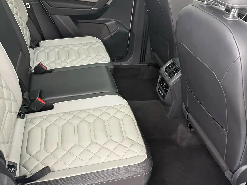 Volkswagen Tayron — миниатюра 10