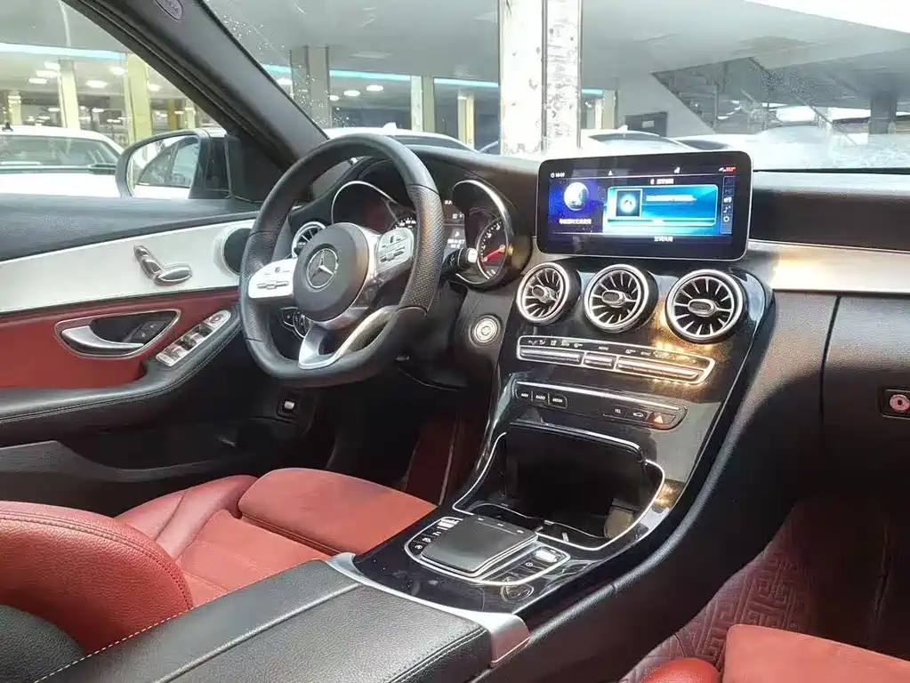 Mercedes-Benz C-Class — миниатюра 5