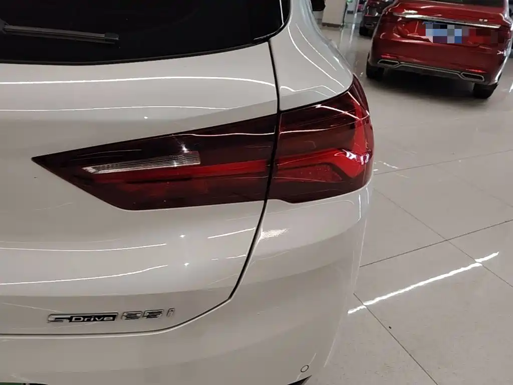 BMW X2 — миниатюра 8