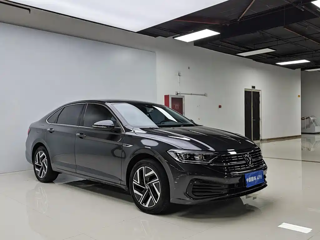 Volkswagen Sagitar 2023 280TSI DSG