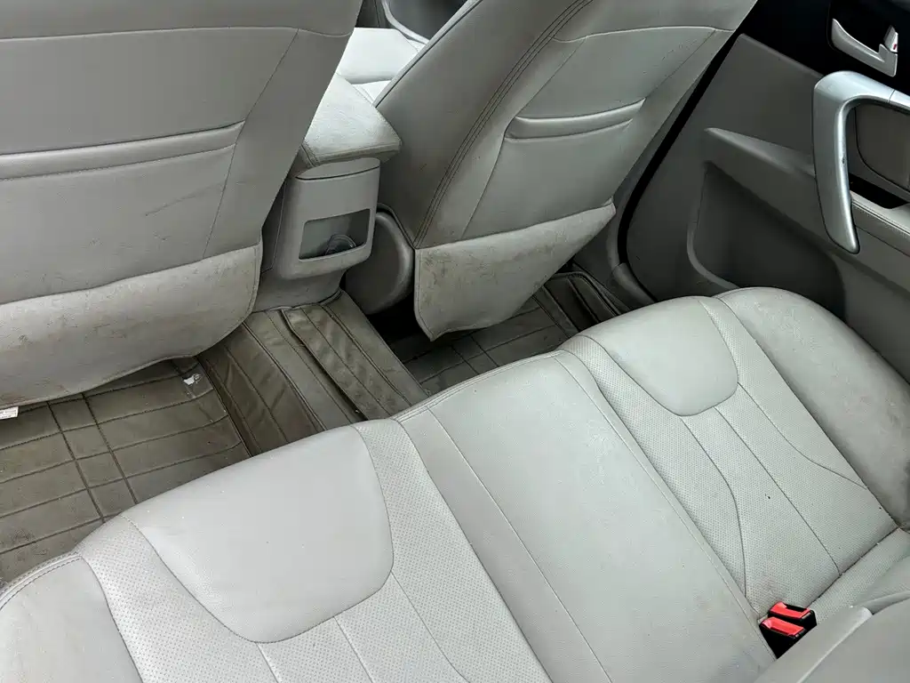 Geely Emgrand — миниатюра 3