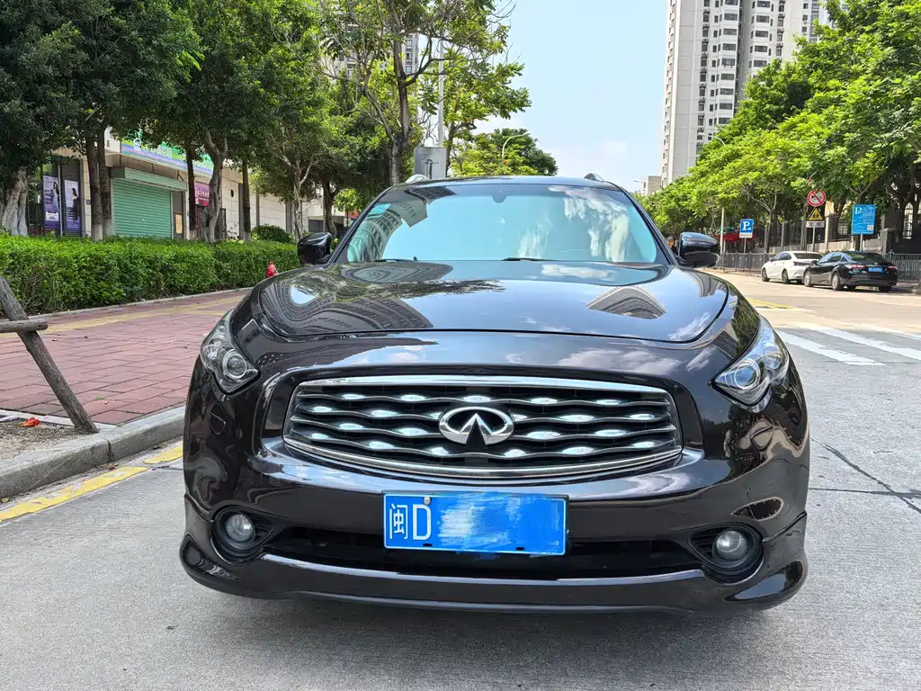 Infiniti FX — миниатюра 2