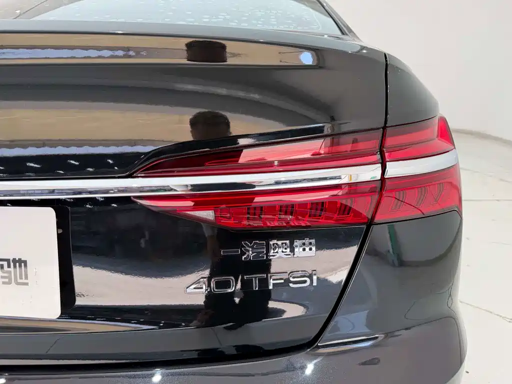 Audi A6L — миниатюра 10