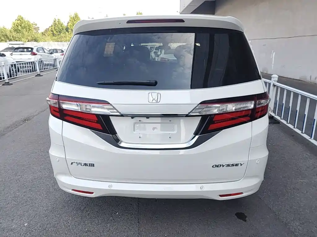 Honda Odyssey — миниатюра 6