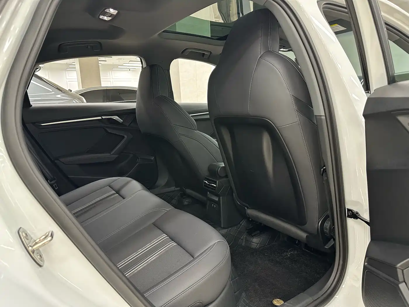 Audi A3 id 4617106 из Китая 13