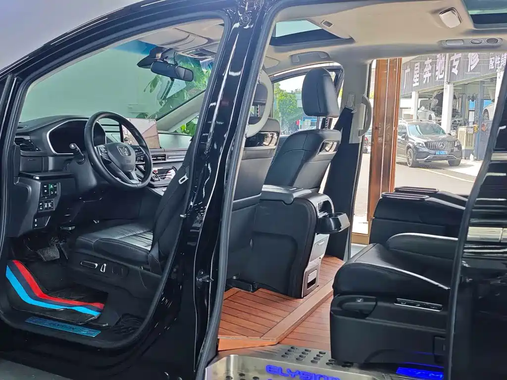 Honda Elysion — миниатюра 7