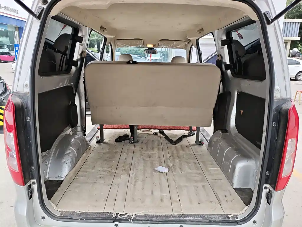 Wuling V 2022 1.5L LAR